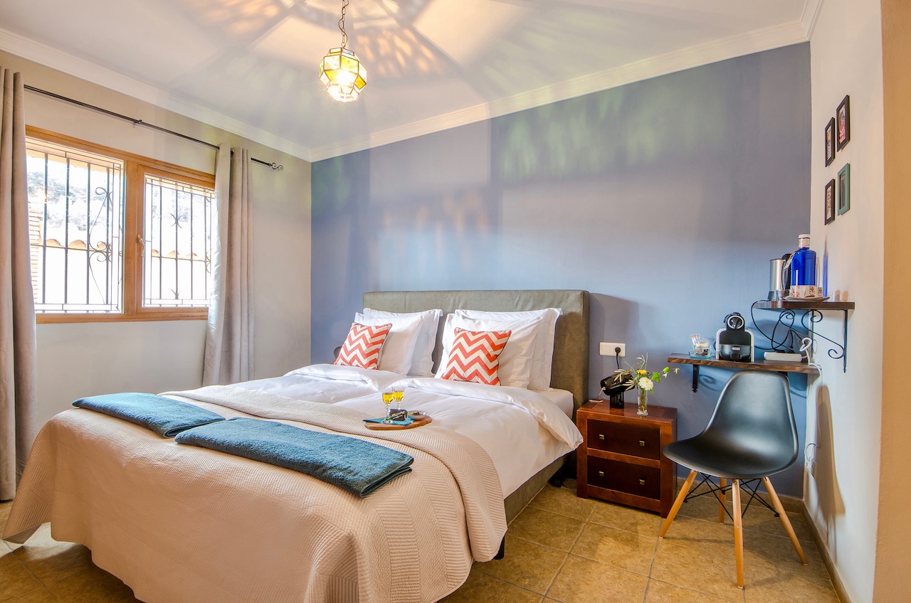 the comfort room in the luxury bed and breakfast byMElifestyle